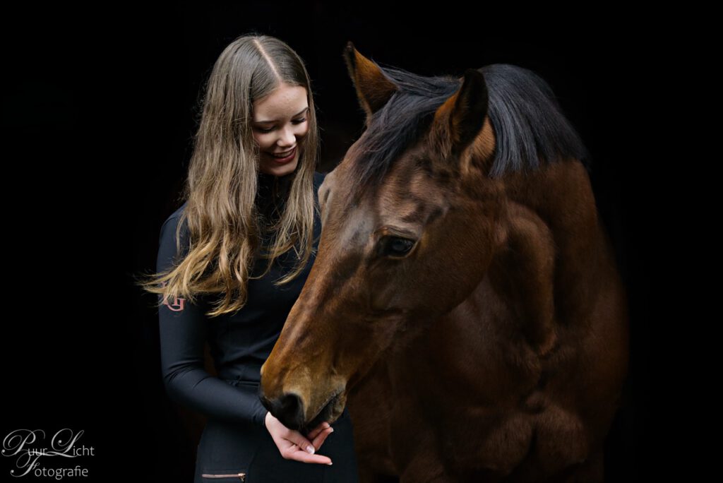 PaardenFotografen NL - Puur Licht Fotografie groot.jpeg